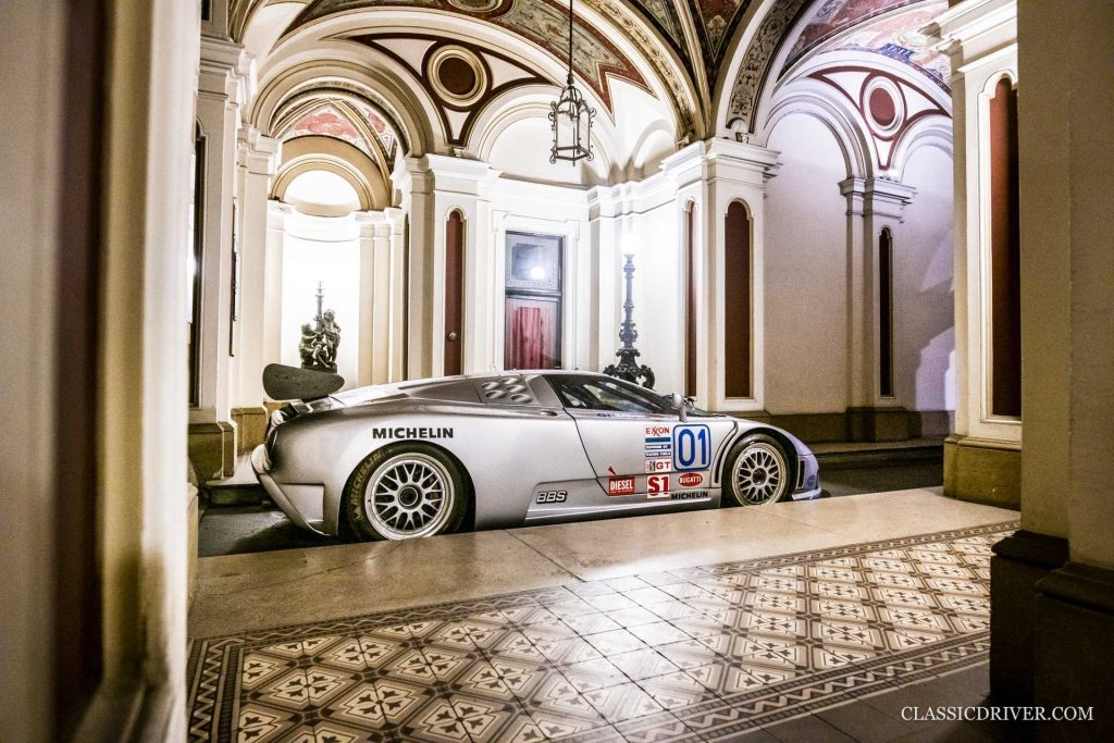 Bugatti-EB110-SS-Race-car-28_result-1024x683.jpg