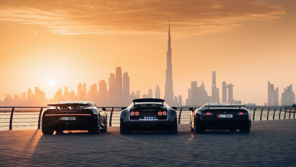 Bugatti-EB110-Veyron-and-Chiron-in-Dubai-2-1024x576.jpg