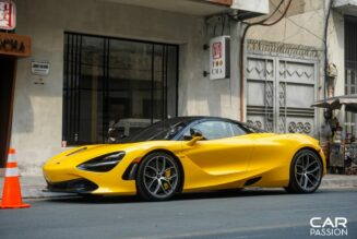 Cận cảnh McLaren 720S Spider màu vàng lần đầu xuống phố