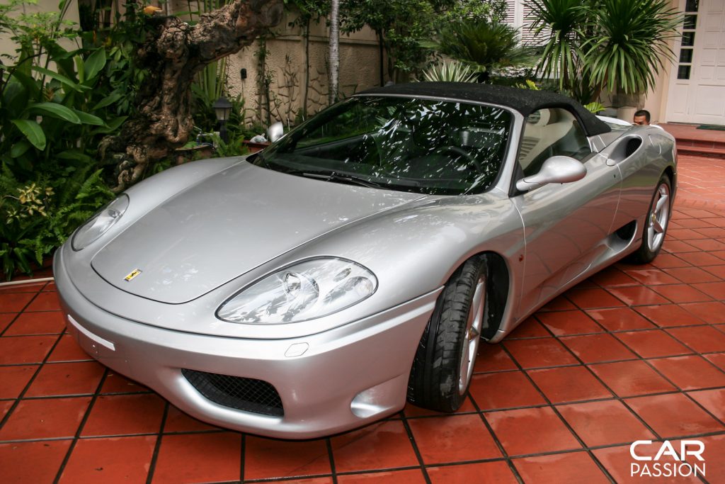 Sài Gòn Hơn hai mươi năm tuổi thọ Ferrari 360 Spider vẫn là một trong những tượng đài nhập  buôn bản siêu xe