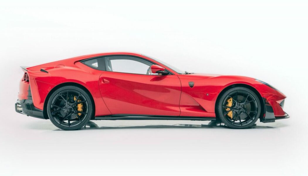 Mansory ra mắt gói nâng cấp nhẹ cho Ferrari 812 Superfast