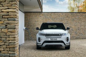 Land Rover ra mắt biến thể PHEV cho Evoque và Discovery Sport