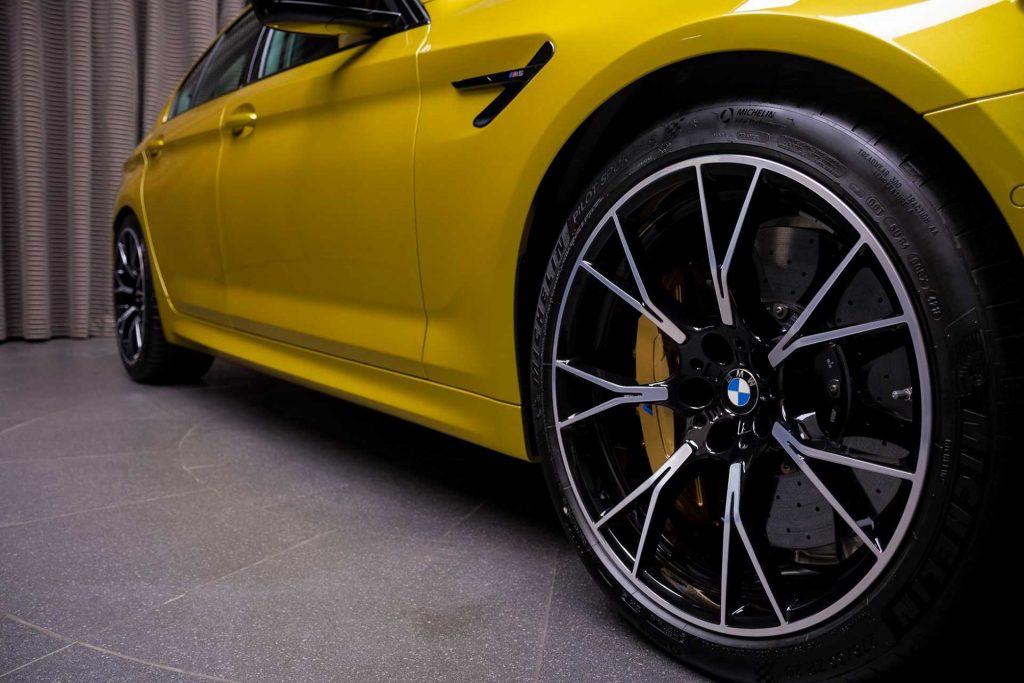 bmw-m5-competition-individual-austin-yellow-11_result-1024x683.jpg