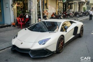 Bắt gặp Lamborghini Aventador LP700-4 độ “khủng” tái xuất đường phố Sài Gòn