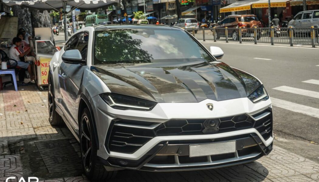 Lamborghini Urus độ Mansory về tay doanh nhân chơi xe nổi tiếng tại Sài Gòn