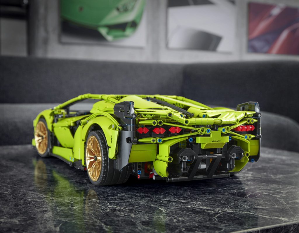 Lego-Technic-Lamborghini-Sian-72-1024x796.jpg