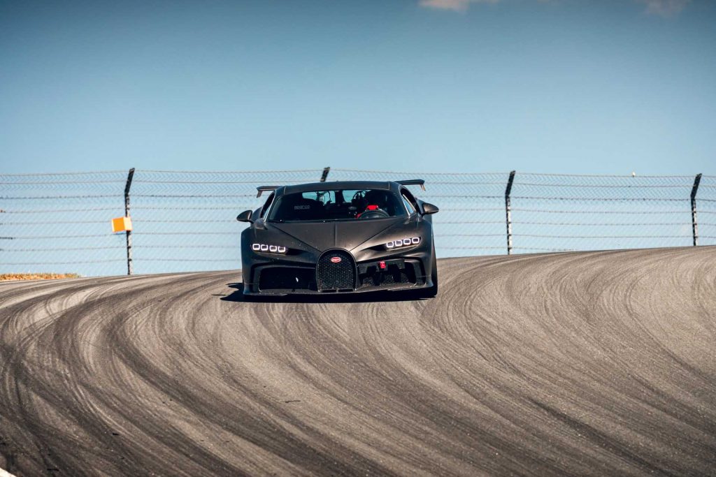 bugatti-chiron-pur-sport-track-testing-8_result-1024x683.jpg
