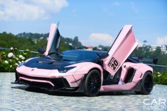 Khám phá Lamborghini Aventador với gói độ widebody Liberty Walk ấn tượng tại Đà Lạt