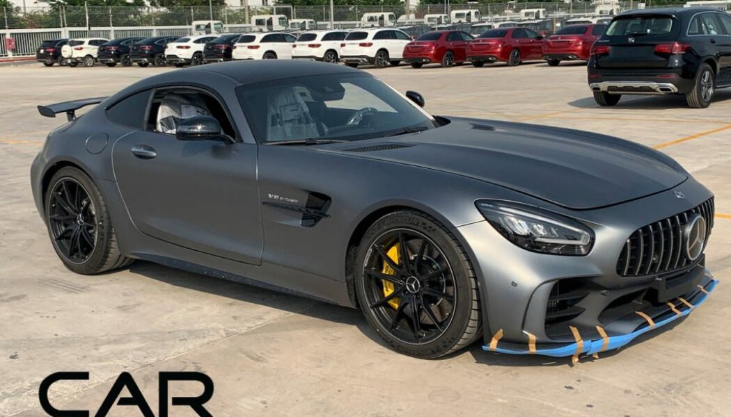 Mercedes-AMG GT R 2020 có giá 11,59 tỷ đồng tại Việt Nam