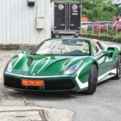 Khám phá chi tiết Ferrari 488 Spider màu xanh duy nhất tại Việt Nam