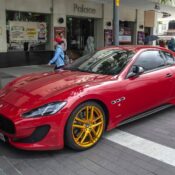 Maserati GranTurismo Sport màu đỏ độc nhất Việt Nam trên phố Sài Gòn