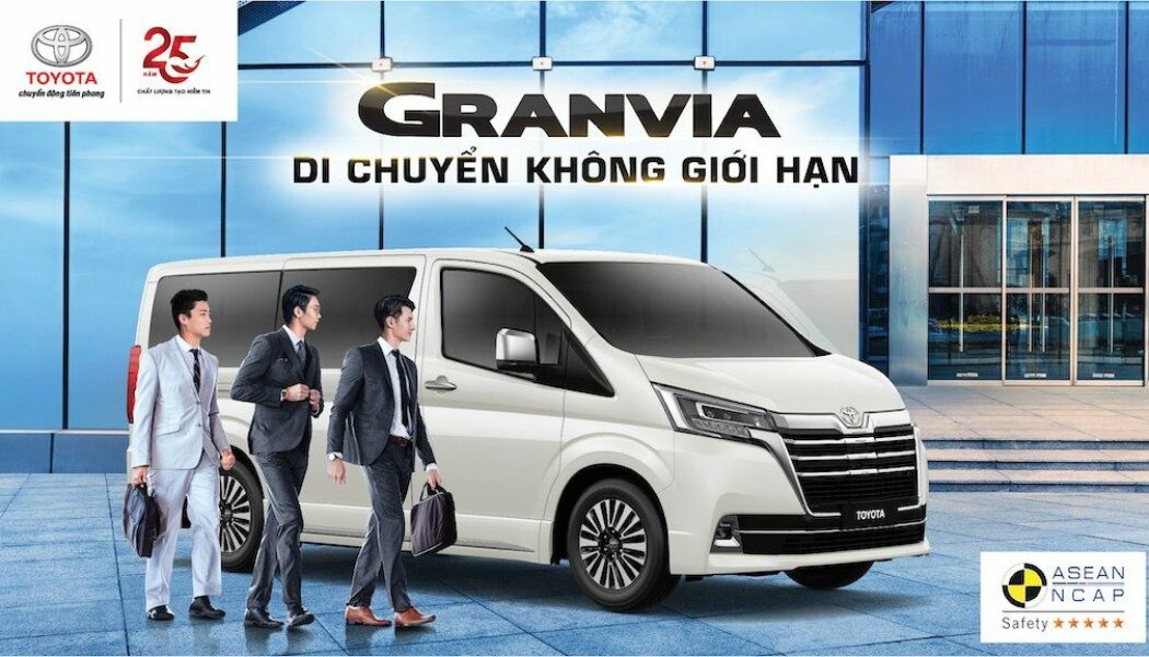 MPV cao cấp Toyota Granvia bán chính hãng tại Việt Nam với giá hơn 3 tỷ đồng