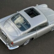 Aston Martin DB5 Goldfinger Continuation đầu tiên xuất xưởng