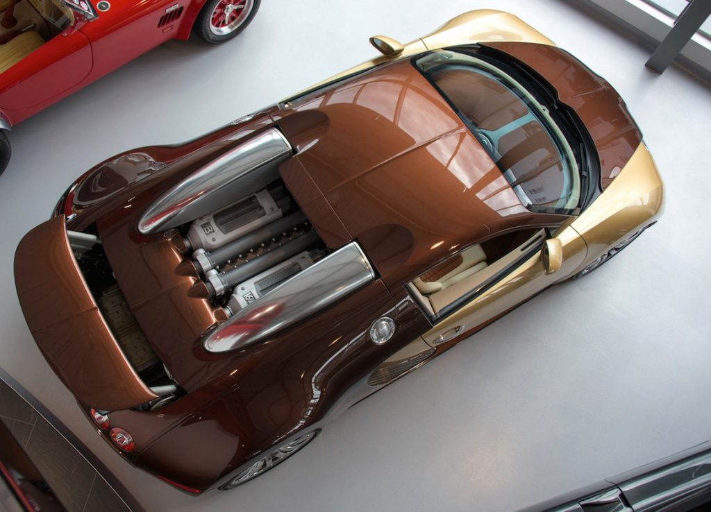 Amian-Bugatti-Veyron-from-above-back-72-dpi-by-Ian-Hunt-DSC_4208-1024x738.jpg