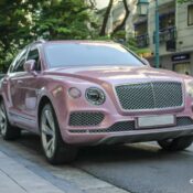 Chiêm ngưỡng Bentley Bentayga màu hồng độc nhất Việt Nam