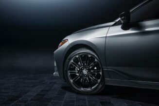 Toyota ra mắt Avalon 2021 phiên bản Nightshade với nhiều công nghệ mới