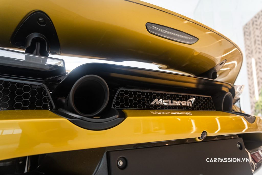 McLaren-720S-Spider-Aztec-Gold-00796-1024x683.jpg