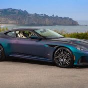 Chiêm ngưỡng màu sơn độc đáo của bộ đôi Aston Martin DBS Superleggera