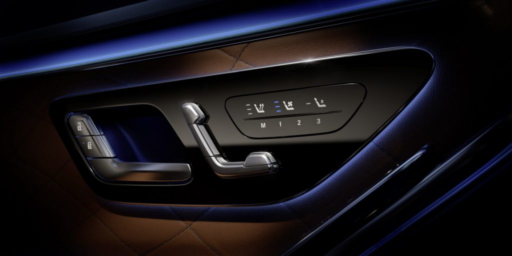 2021-Mercedes-S-Class-Interior-10-1024x512.jpg