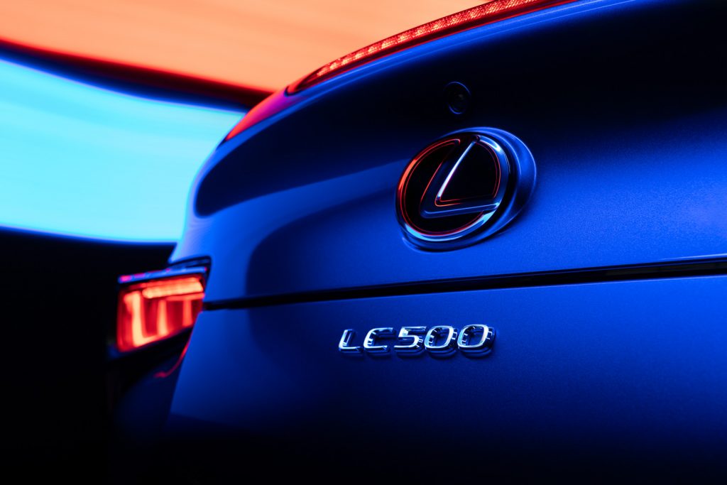 Lexus-LC-500-Convertible-Regatta-Edition-52-24-1024x683.jpg