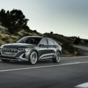 Audi ra mắt hai mẫu SUV điện hiệu năng cao e-tron S và e-tron S Sportback