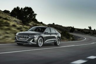 Audi ra mắt hai mẫu SUV điện hiệu năng cao e-tron S và e-tron S Sportback