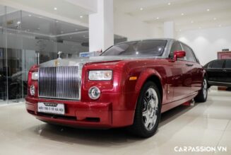 Khám phá bộ đôi Rolls-Royce hàng hiếm tại siêu thị ô tô Hà Nội trị giá hơn 20 tỉ Đồng