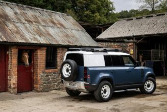 Land Rover Defender Hard Top: Mẫu xe “thực dụng” với khoang chứa đồ rộng lớn