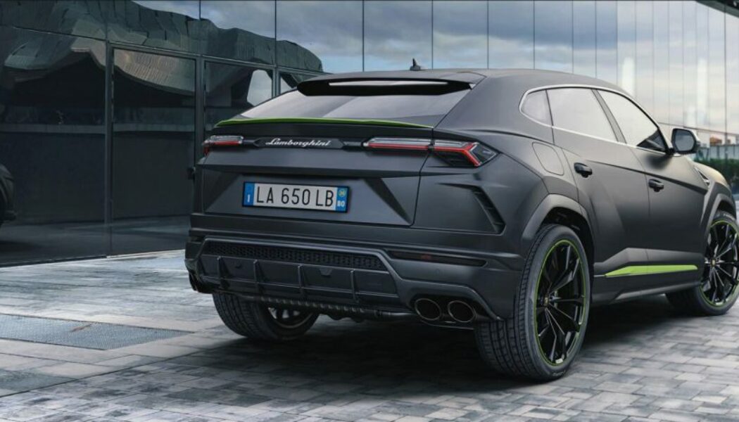 Siêu SUV Lamborghini Urus hầm hố hơn với gói màu sơn Graphite Capsule