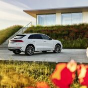 Audi ra mắt hai phiên bản Q8 sử dụng hệ dẫn động hybrid