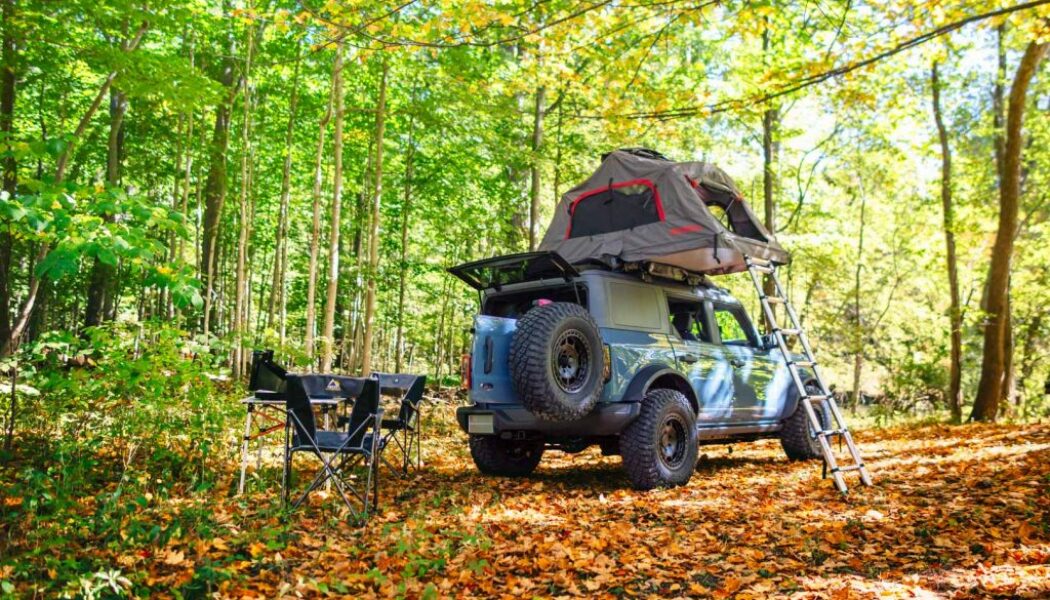 Ford Bronco Overland dành cho người mê cắm trại