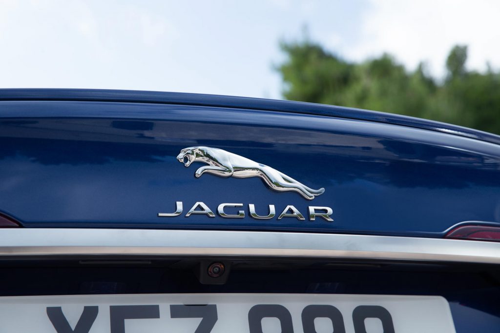 Jaguar-XF-2021-2-1024x683.jpg