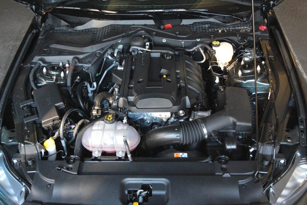 2015-Ford-Mustang-2.3L-4-Cylinder-EcoBoost-Engine-1024x683.jpg