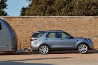 Land Rover Discovery 2021 ra mắt với giá từ 53.900 USD