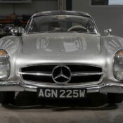 Chiêm ngưỡng “huyền thoại” Mercedes 300SL Gullwing được phục chế tuyệt đẹp