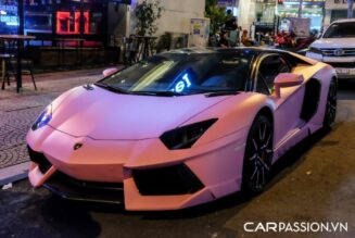 “Siêu bò” Lamborghini Aventador độ Novitec Torado khoác áo màu hồng nữ tính xuống phố