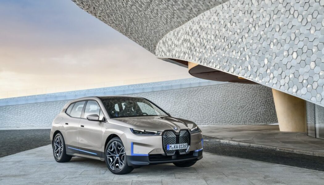 BMW hé lộ Digital Key Plus với công nghệ Ultra-Wideband sẽ được ra mắt trên BMW iX