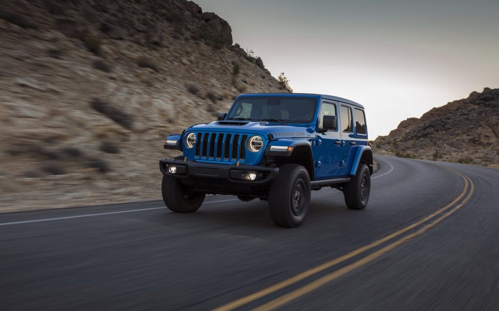 Jeep ra mắt phiên bản Wrangler sử dụng động cơ HEMI V8  |  Cộng Đồng Xe & Đam mê