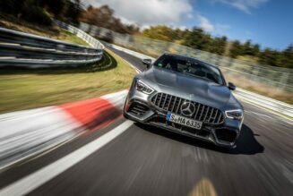 Mercedes-AMG GT 63 S giành lại ngôi vị quán quân tại trường đua Nurburgring