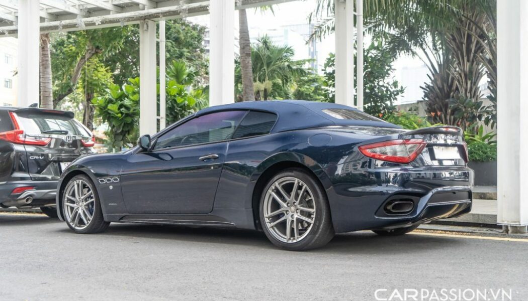 “Hàng hiếm” Maserati GranCabrio tái xuất trên đường phố Sài Gòn