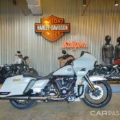 Cận cảnh Harley-Davidson CVO Road Glide 2020 phiên bản giới hạn, giá hơn 2 tỷ đồng