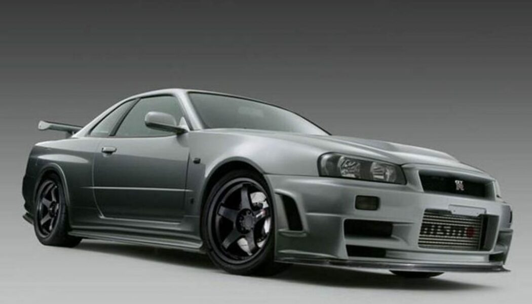 Nissan Skyline GT-R R34 “hàng độc” được bán với giá kỷ lục