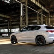 Alfa Romeo ra mắt SUV thể thao Stelvio Veloce Ti