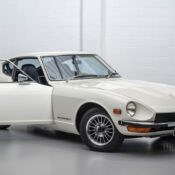 Datsun 240Z 1972 trang bị động cơ của Skyline R33 được bán với giá gần 60,000 USD