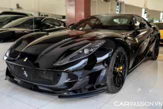 Chạm mặt “siêu ngựa” Ferrari 812 Superfast đầu tiên tại Sài Gòn