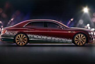 Ông già Noel “đặt mua” Bentley Flying Spur cá nhân hóa đặc biệt bởi Mulliner