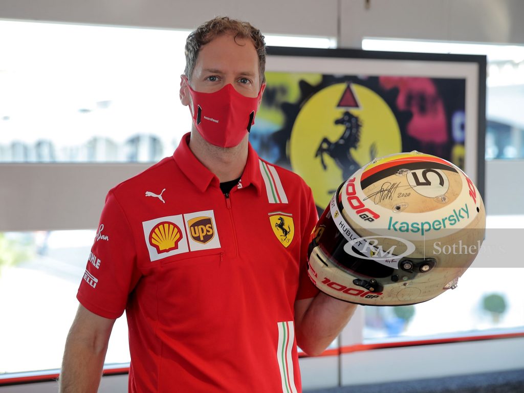 Sebastian-Vettel-Helmet-dau-gia-1024x768.jpg