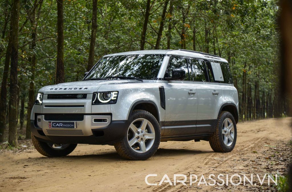 Đánh giá Land Rover Defender 2020 - Sự trở lại của huyền thoại off-road ảnh 6
