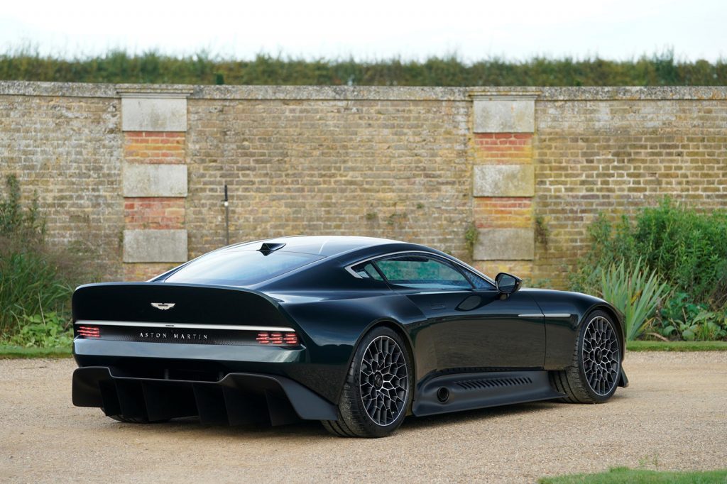 Aston_Martin_Victor-3-1024x682.jpg