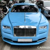 Rolls-Royce Wraith khoác lên mình lớp áo màu xanh Baby Blue bắt mắt